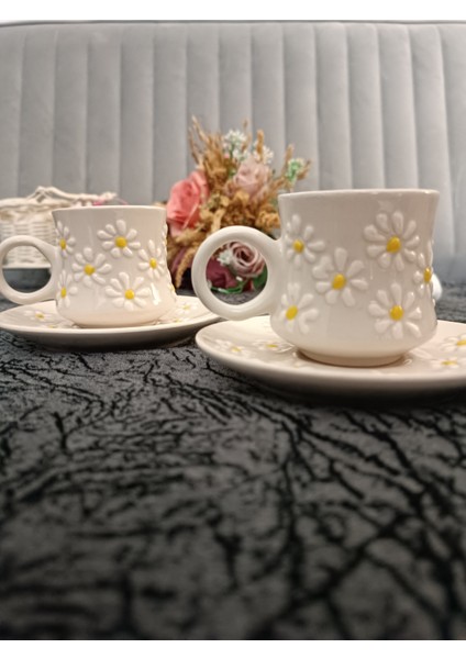 Papatya Kabartma Desenli El Yapımı Seramik Kahve Fincanı 2'li