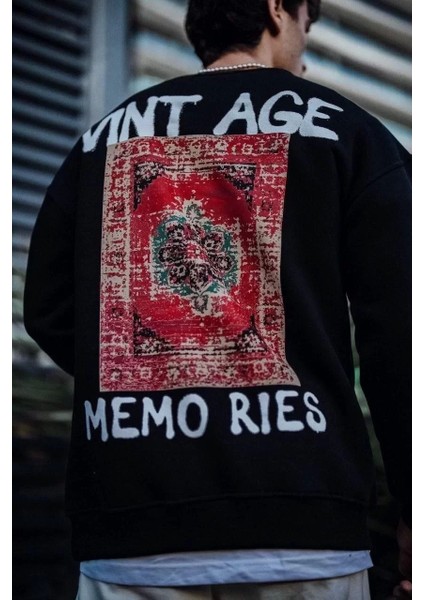 Oversize Bisiklet Yaka Üç Iplik Baskılı Sweatshirt - Siyah
