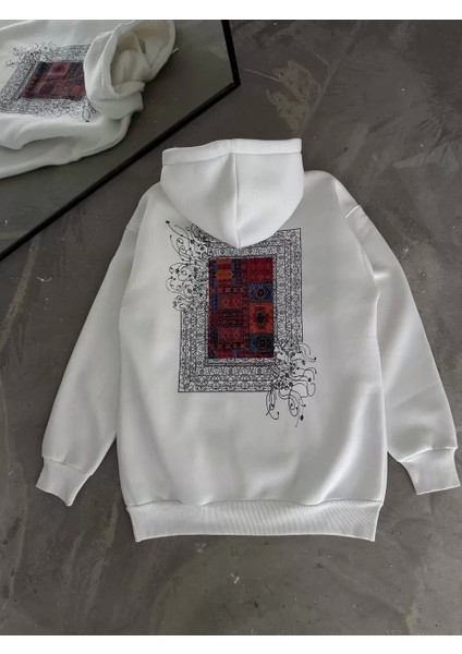 Uzun Kol Kapüşonlu Ön ve Arka Baskılı Sweatshirt - Beyaz