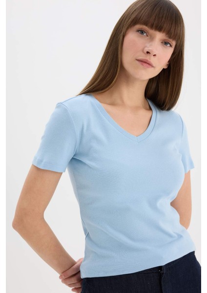 Slim Fit Dar Kesim V Yaka Basic Düz Ribana Kısa Kollu Tişört I1080AZ25SP
