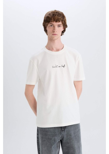 %100 Pamuk Van Gogh Regular Fit Bisiklet Yaka Sırt Baskılı Kısa Kollu Tişört D5474AX25SP fırsatları