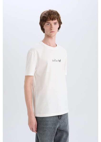 %100 Pamuk Van Gogh Regular Fit Bisiklet Yaka Sırt Baskılı Kısa Kollu Tişört D5474AX25SP indirimleri