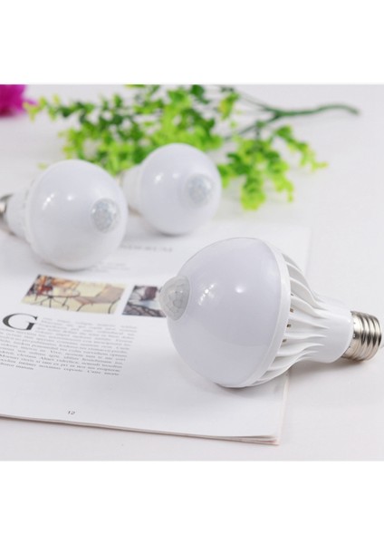 Hareket Sensörlü Ampul Insan Vücudu Kızılötesi Indüksiyon LED Ampuller Verandalar Için Otomatik Olarak Etkinleştirilen Işık (5W) (Yurt Dışından)