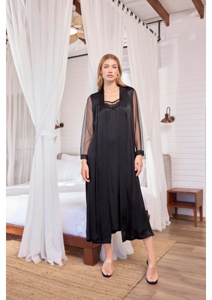 Kadın Dantelli Tüllü ve Dekolteli Sabahlık Takımı 18624