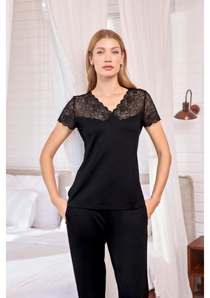 Kadın Kısa Kollu ve Dantelli V Yaka Pijama Takımı 18619