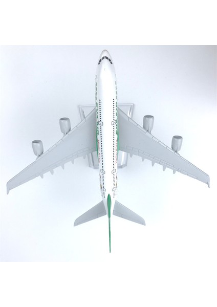 Tayvan Eva Air 16CM Alaşım Uçak Modeli (Yurt Dışından) modelleri