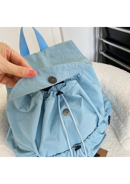 Modaya Uygun ve Çok Yönlü, Modaya Uygun, Büyük Kapasiteli Sırt Çantası (Yurt Dışından) modelleri