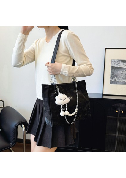 Çok Yönlü ve Şık, Büyük Kapasiteli Omuz Çantası (Yurt Dışından) fırsatları