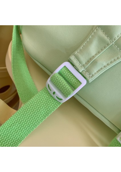 Düz Renk Küçük Taze Büyük Kapasiteli Ultra Hafif Okul Çantası (Yurt Dışından) fiyatları