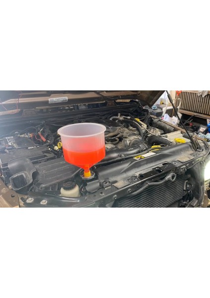 Huni Seti 15 Parça Radyatör Motor Yağı Hassas Dolum Sızdırmaz Kabarcık Yapmaz 500 ML-2000 Mlçok Amaçlı Set