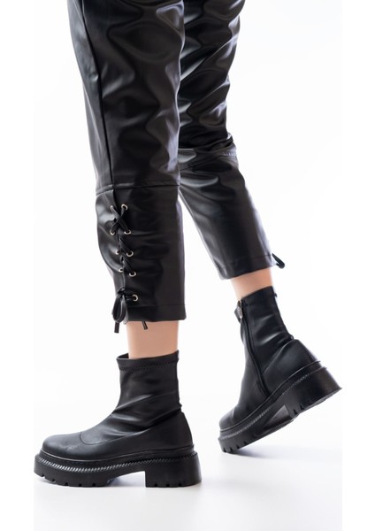 Ceylinmoda 236-2011 Siyah Streç Fermuarlı Günlük Kadın Bot