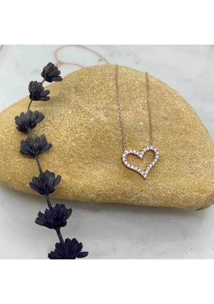 925 Ayar Gümüş Zirkon Taşlı Kalp Kolye