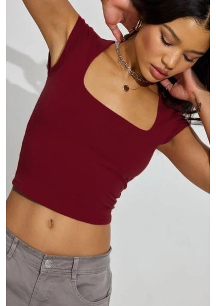 Bordo Kare Yaka Kadın Tişört MG2294 fiyatları