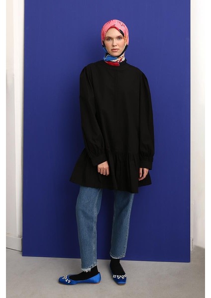 Siyah-Nervürlü Yakasız Pamuklu Tunik