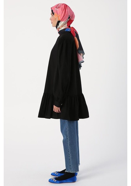 Siyah-Nervürlü Yakasız Pamuklu Tunik modelleri
