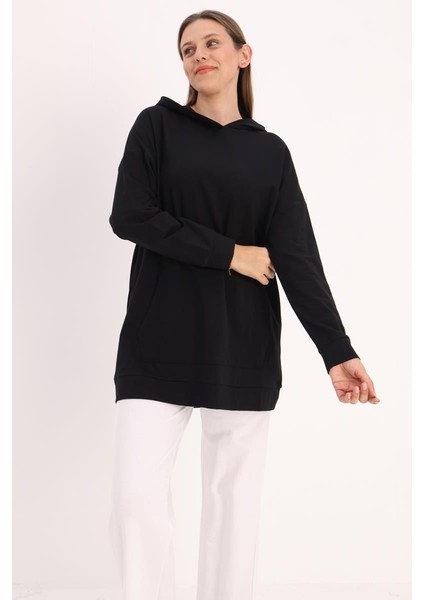 Siyah-Kapüşonlu Kanguru Cepli Sweatshirt