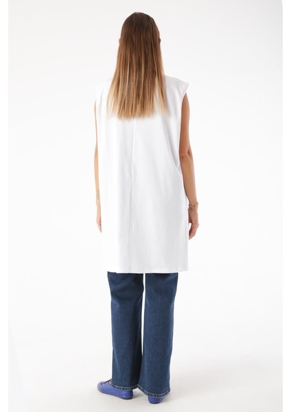 Beyaz-Yaka Biyeli Kolsuz T-Shirt Tunik modelleri