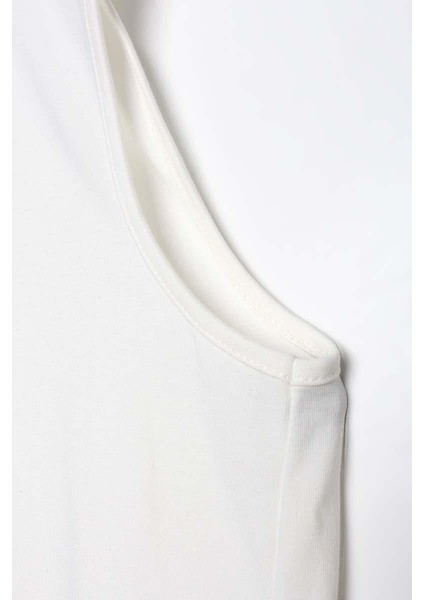 Ekru-Yaka Biyeli Kolsuz T-Shirt Tunik