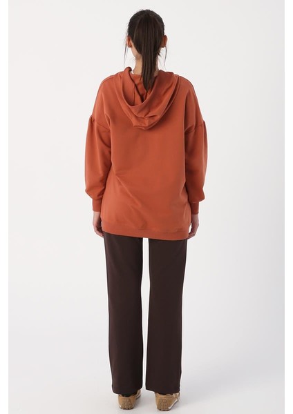 Tarçın-Oversize Kapüşonlu Yaka Detaylı Sweatshirt