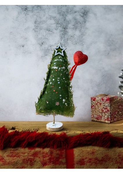 Ahşap Tabanlı Jüt Ipten Yılbaşı Ağacı Kalp Hediyeli Masa Süsü fiyatları