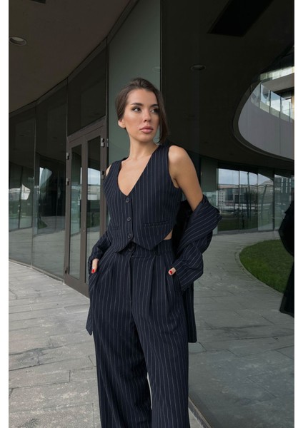 Premium Lacivert Kadın Ceket Yelek Pantolon Takım modelleri