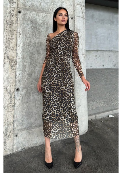 Leopar Desenli Omuz Detaylı Tül Elbise