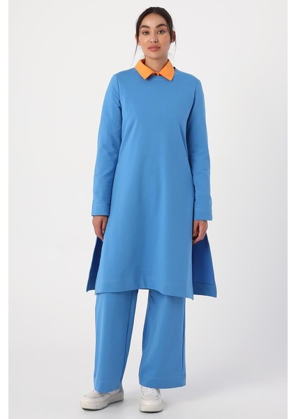 Saks-Yanları Yırtmaçlı Pantolonlu Takım