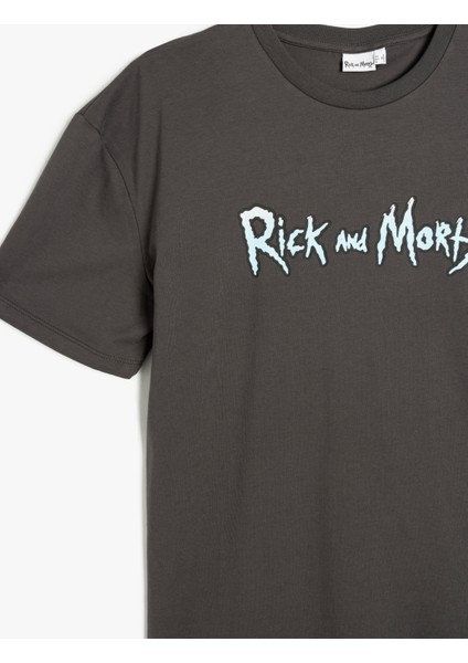Rick And Morty Lisanslı Arkası Baskılı Kısa Kollu Bisiklet Yaka Tişört