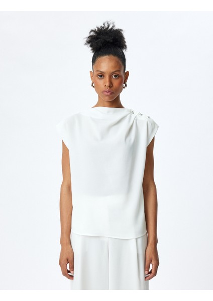 Düğme Detaylı Drape Detaylı Kolsuz Bluz modelleri