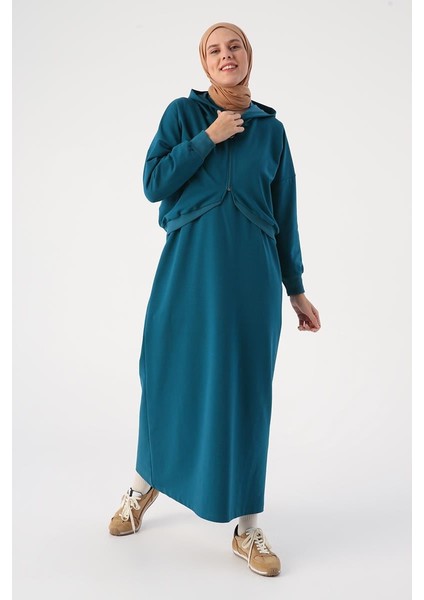 Açık Petrol-Kısa Hırkalı Kolsuz Elbiseli Takım