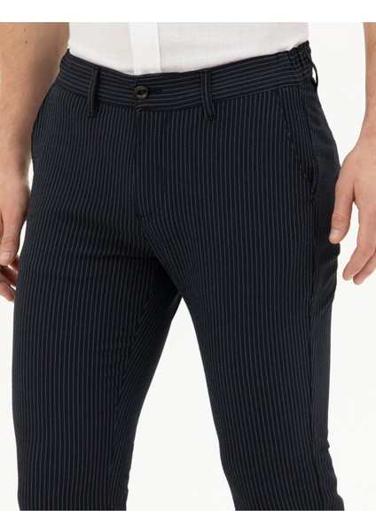 Erkek Lacivert Slim Fit Çizgili Kanvas Pantolon 50284218-VR033