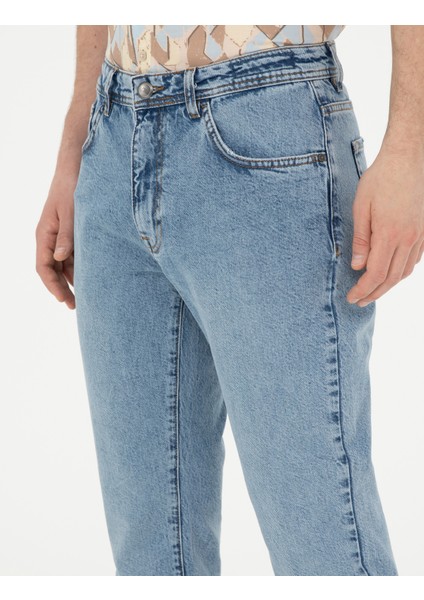 Erkek Açık Mavi Tapered Fit Jean Pantolon 50285120-VR095