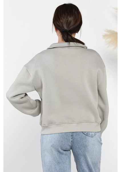Dik Yaka Yarım Fermuarlı Şardonlu Kadın Sweatshirt modelleri