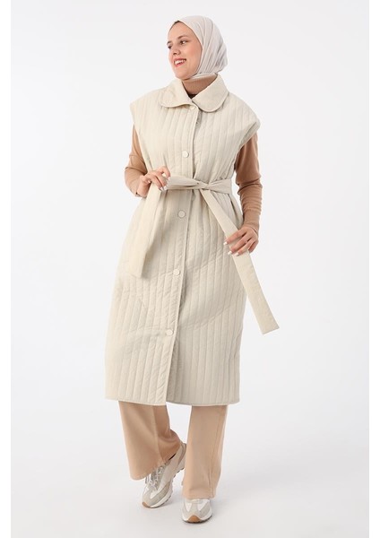 Bej-Oversize Çıtçıtlı Dikey Çizgi Uzun Kapitone Yelek