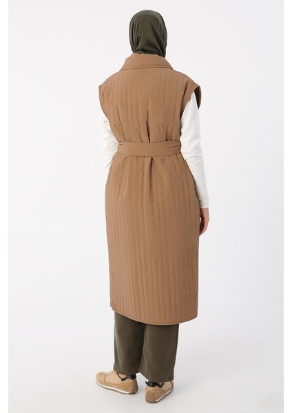 Koyu Bej-Oversize Çıtçıtlı Dikey Çizgi Uzun Kapitone Yelek fırsatları