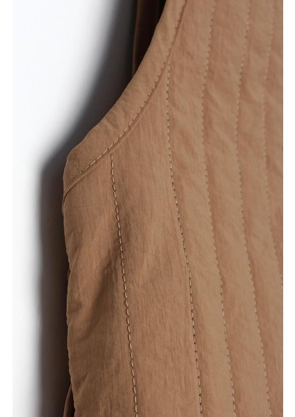 Koyu Bej-Oversize Çıtçıtlı Dikey Çizgi Uzun Kapitone Yelek indirimleri