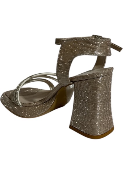 6001 Kadın Platform Topuklu Kadın Ayakkabı (Yaz 25) fırsatları