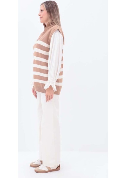 Bisküvi-Ekru-Çizgili Fermuarlı Triko Süveter modelleri