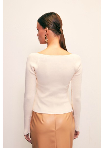 Kalp Yaka Triko Bluz - Ekru indirimleri