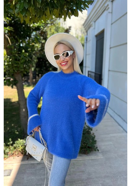 Yumuşak Dokulu Bisiklet Yaka Kazak – Kolu Çizgili modelleri