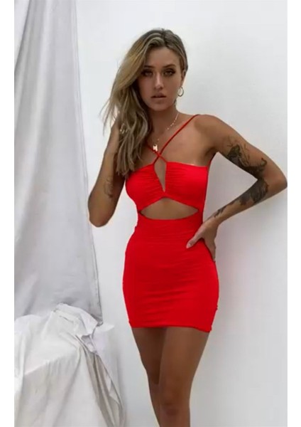 Göbek ve Sırt Dekolteli Alımlı Elbise modelleri