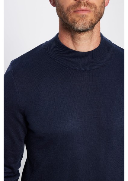 Erkek Slim Fit Dar Kesim Yumuşak Dokulu Tüylenmeyen Lacivert Yarım Balıkçı Yaka Triko Kazak fırsatları