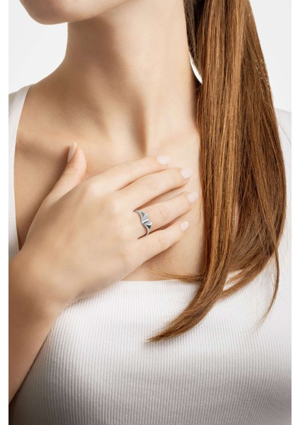 Aşk Labirenti 18 Ayar Beyaz Altın Kaplama Gümüş Yüzük fiyatları