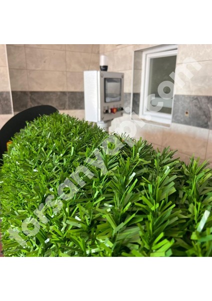 Çimli Tel – Dekoratif Yeşil Bahçe Çim Çit – 4.2 Göz - 1 Metre x 3 Metre