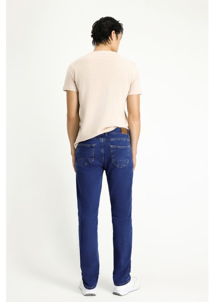 Slim Fit Dar Kesim Likralı Denim Pantolon fırsatları