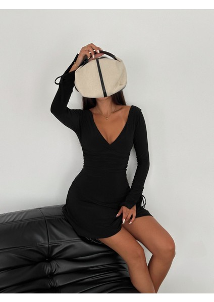 Gizemli Allure V Yaka Mini Elbise