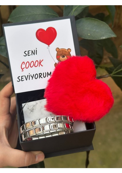 Sevgililer Günü Özel Hediye Kutusunda Çift Bileklik Kalp Peluş Anahtarlık Kalp Kutu Hediye fiyatları