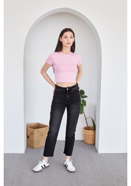 Basic Bisiklet Yaka Crop Tişört fiyatları