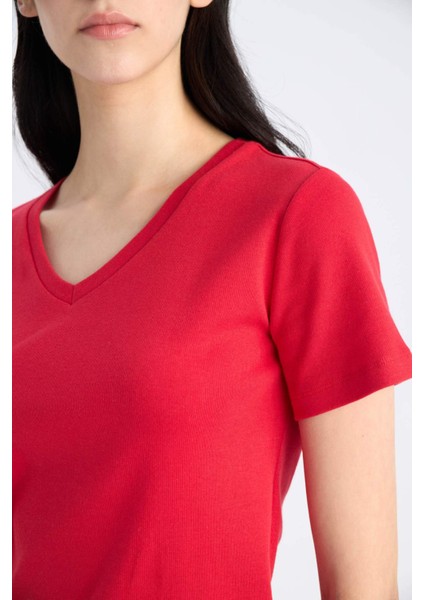 Slim Fit Dar Kesim V Yaka Basic Düz Ribana Kısa Kollu Tişört I1080AZ25SP