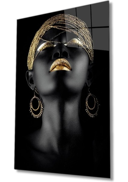 Altın Saç Dudak ve Göz Makyajlı Afrikalı Kadın